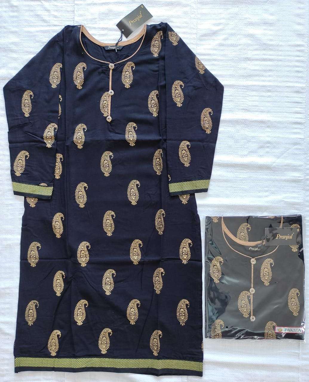 Pranjul Pakeezah Heavy Rayon 14Kg With Gold Print kurti