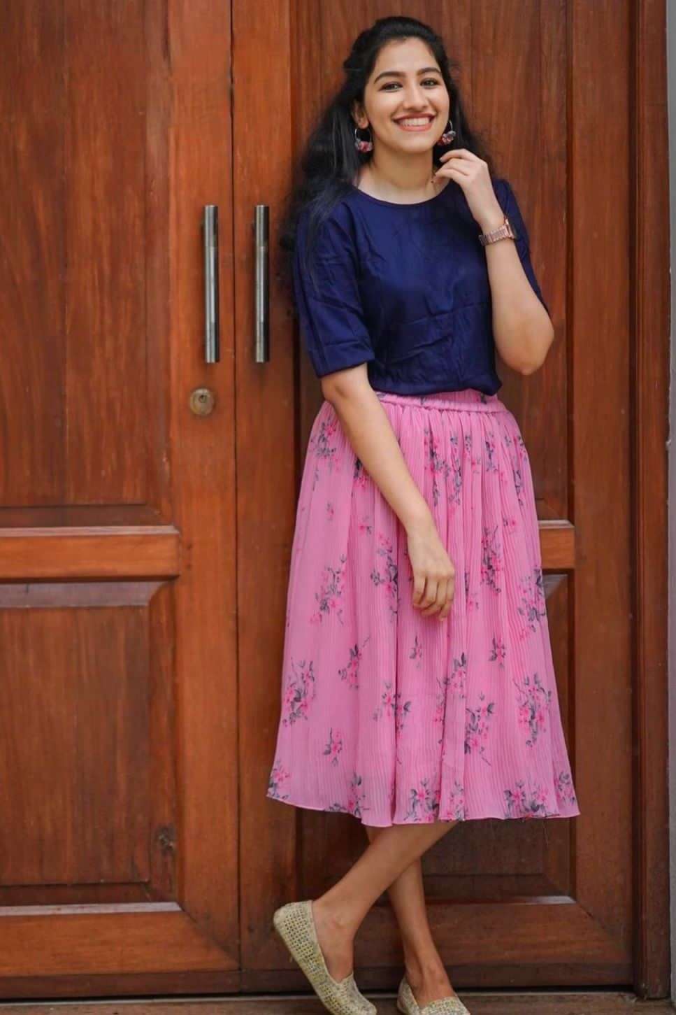 X-LADY BEAUTIFUL DESIGNER COTTON SLUB SKIRT AND TOP