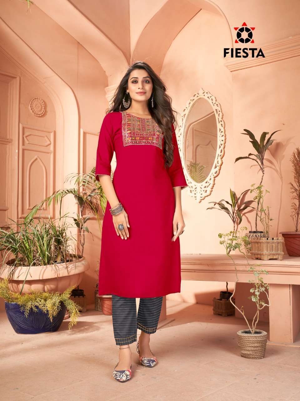 Fiesta rang heavy permium rayon kurti