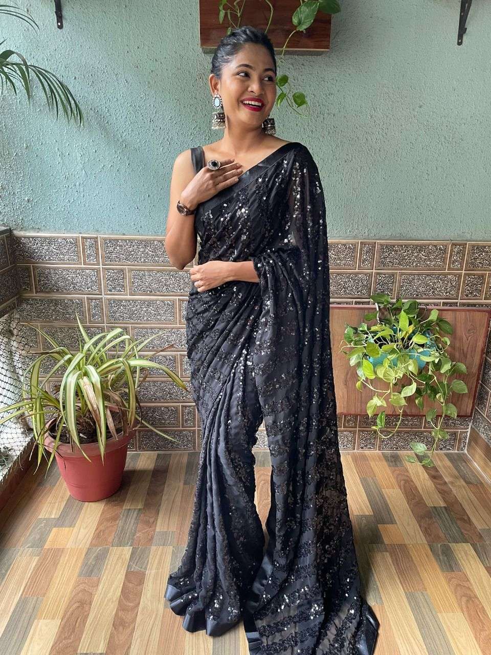 Mauni Georgette fancy sarees