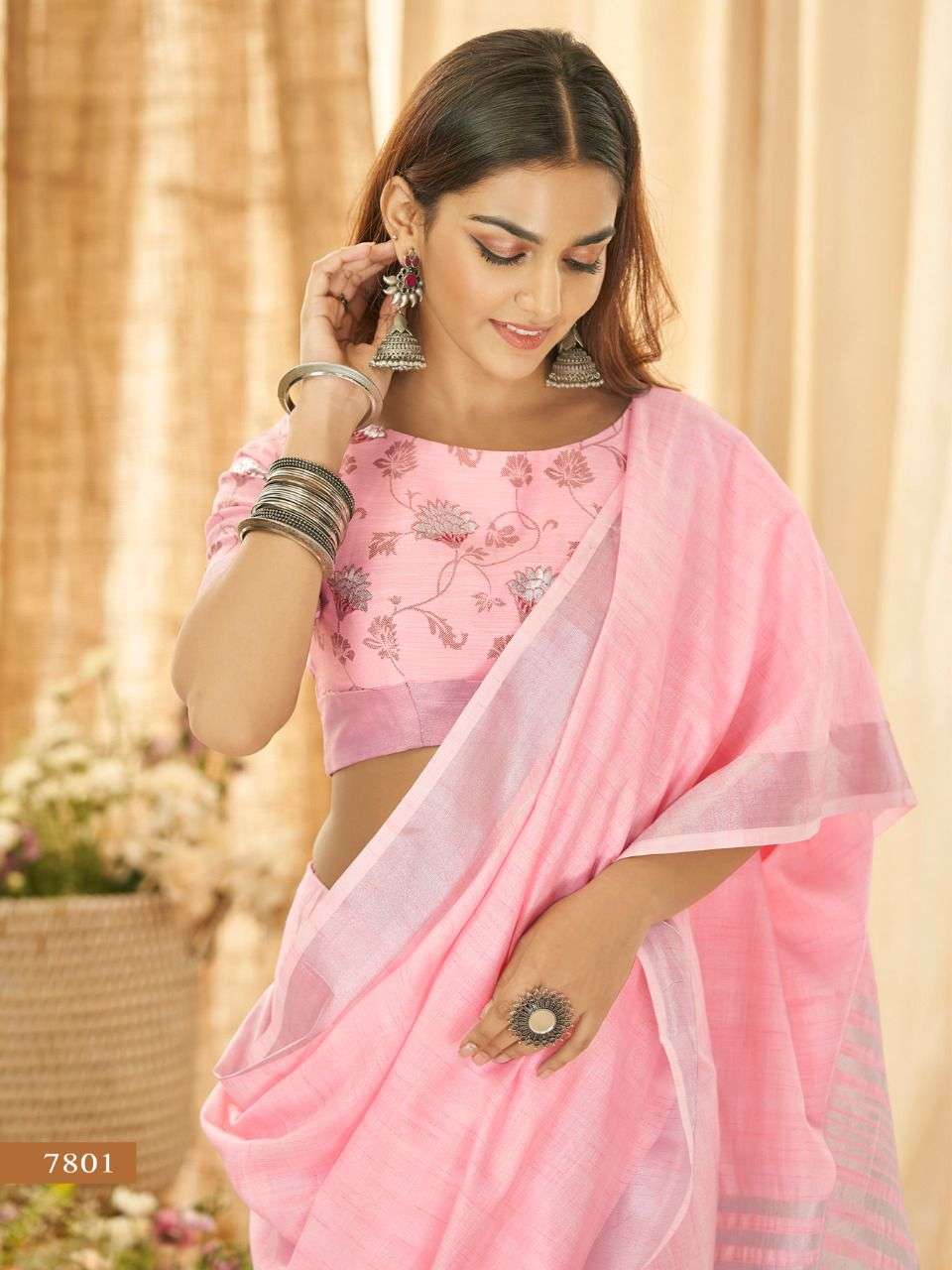 RAJPATH ANOKHI DESIGNER SOFT LINEN SAREE 
