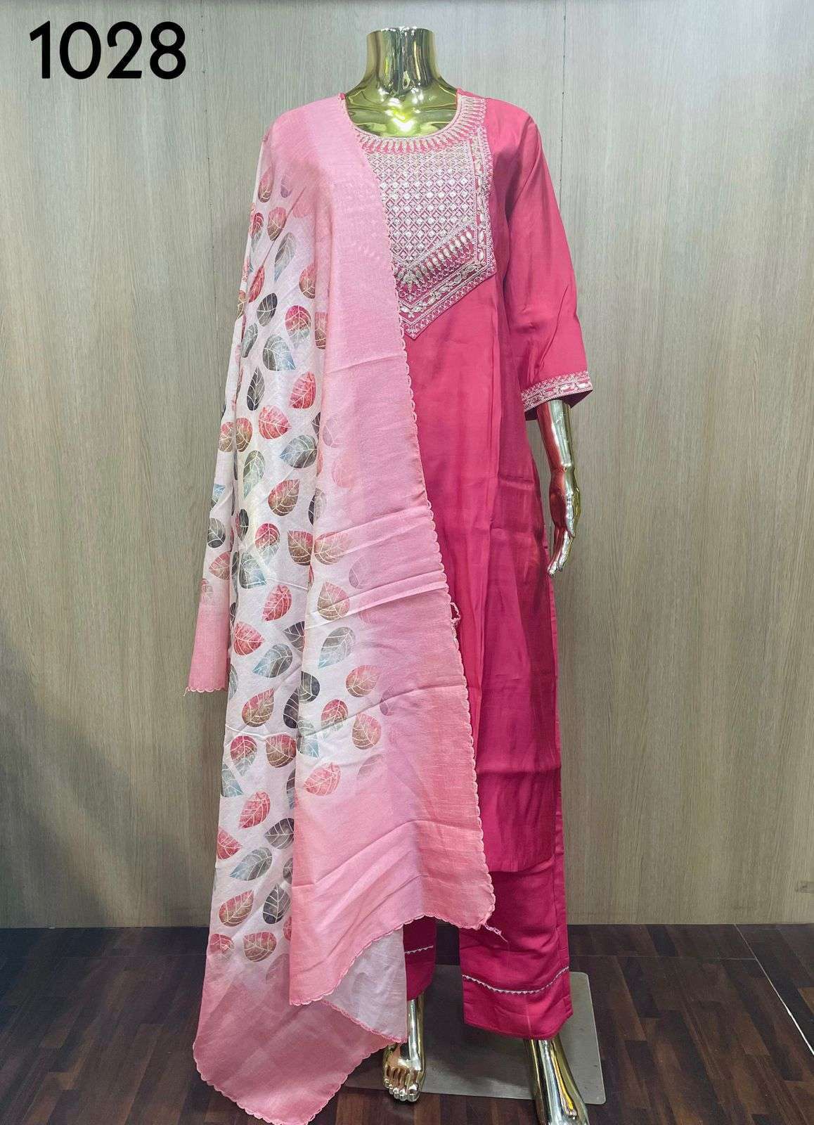 chanel 9 series 1028 viscose readymade suit 