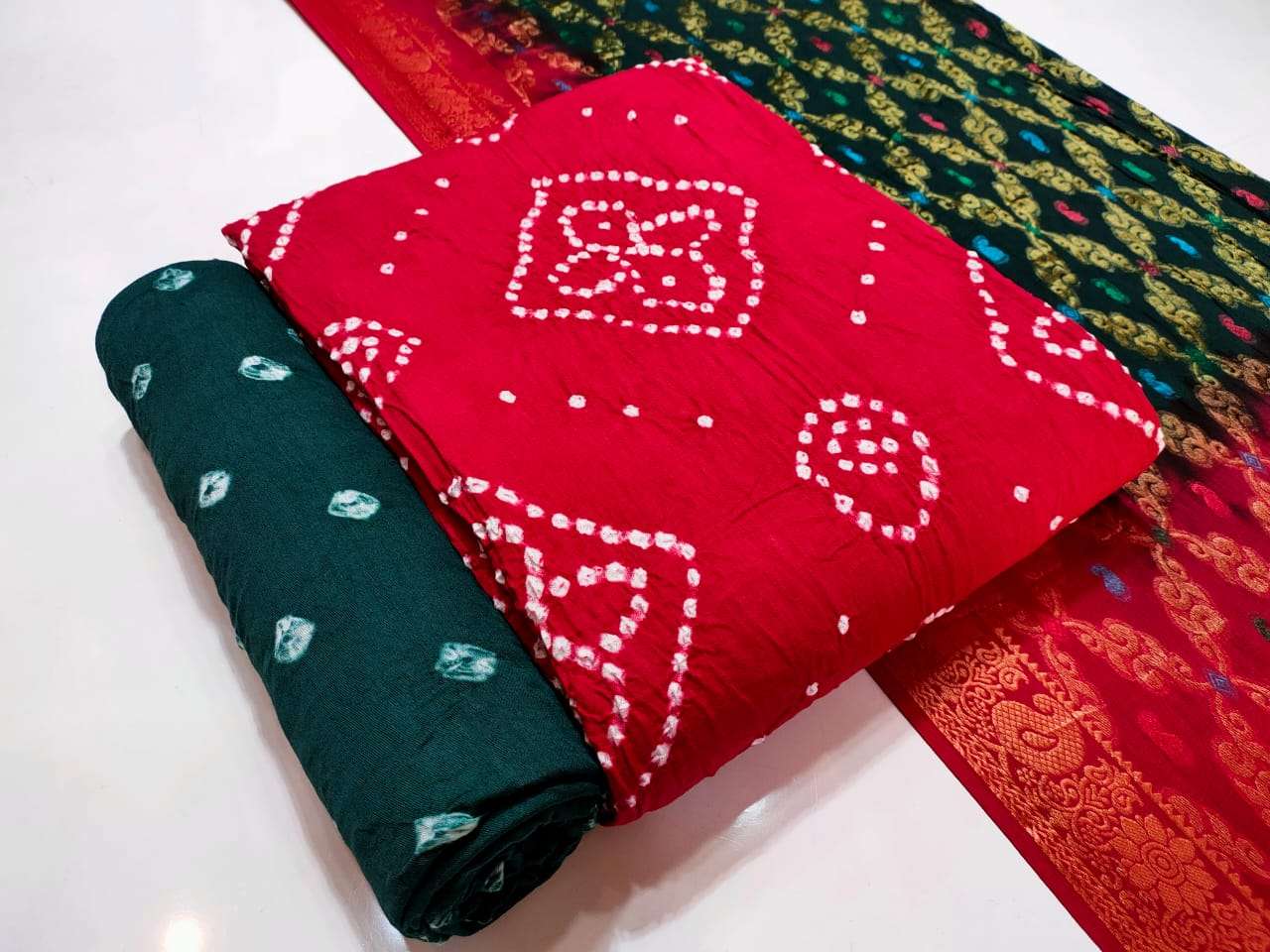 Nemi Heavy Satin Bandhej With Banarasi Dupaata