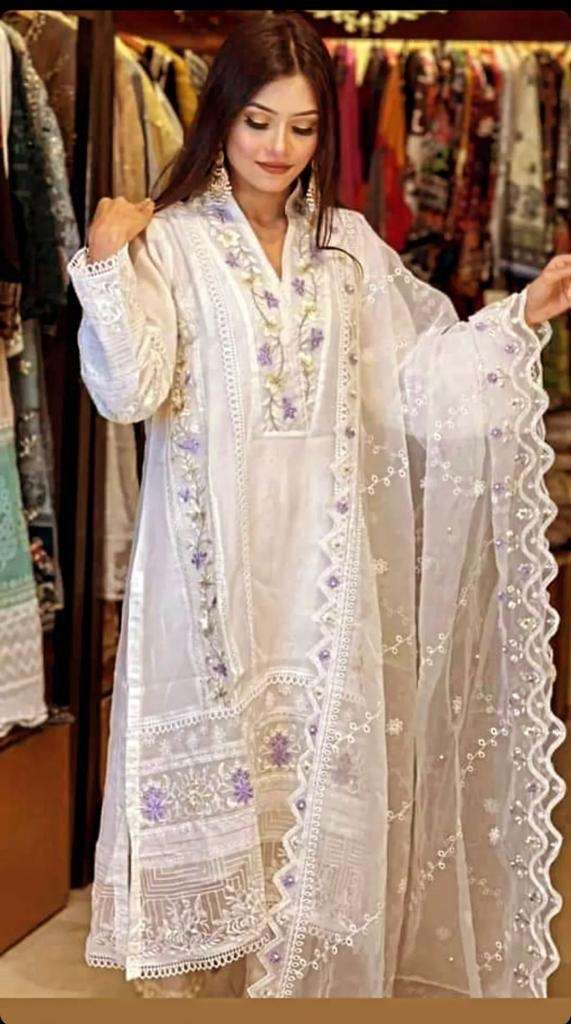 saniya trendz ST-2010 hit designer organza suit 