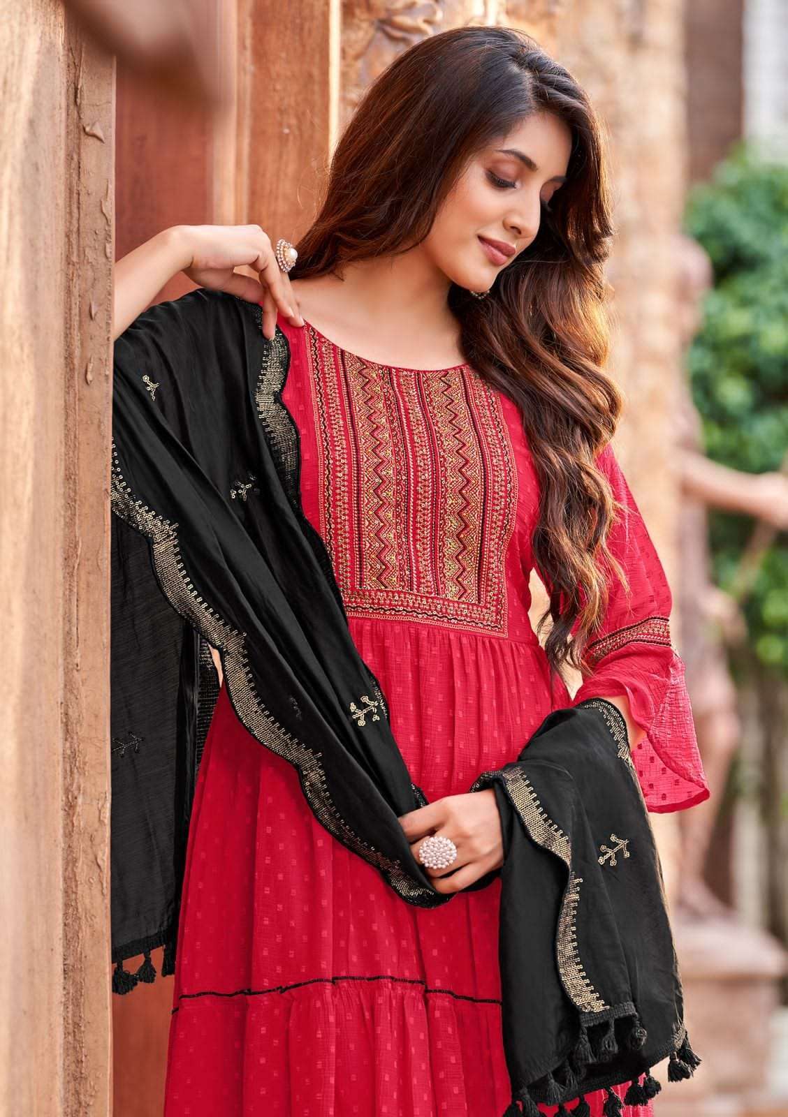 wooglee riyasat series 1001-1004 georgette gown with dupatta