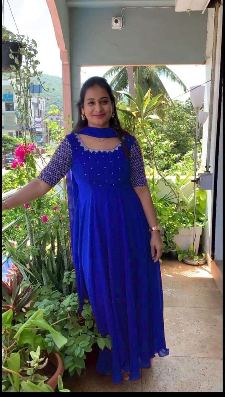 launching Gown With Dupatta georgette 