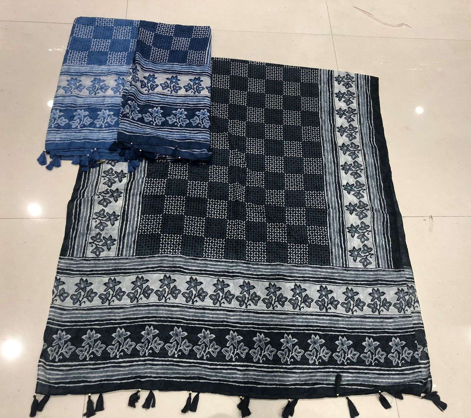 pr muslin indigo print dupatta
