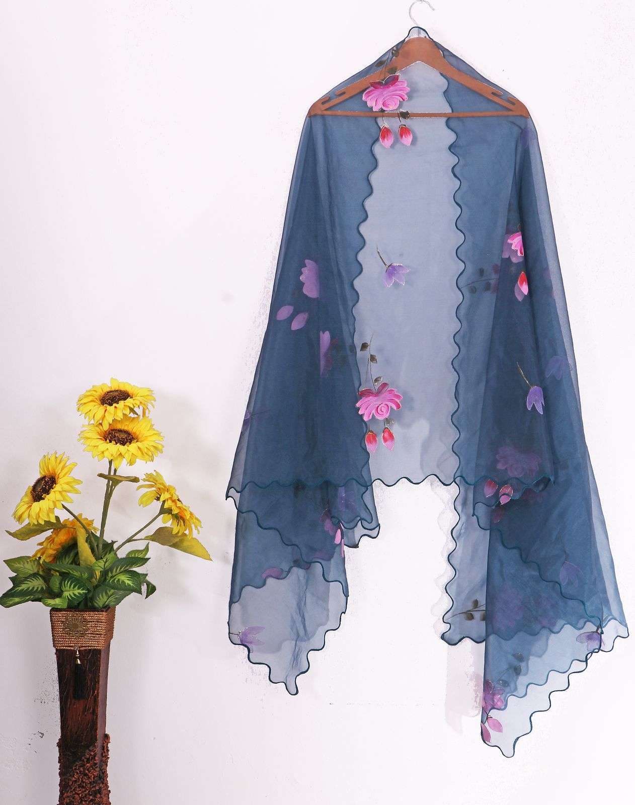 pr brush paint fancy flower handwork dupatta
