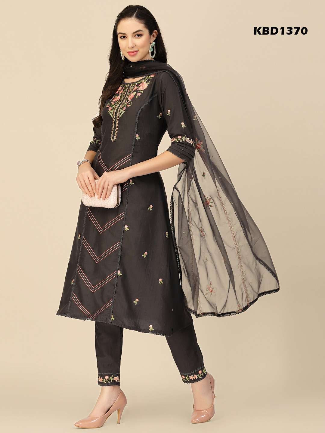 mahotsav salimar vol 9 series 1370-1375 chinon suit  