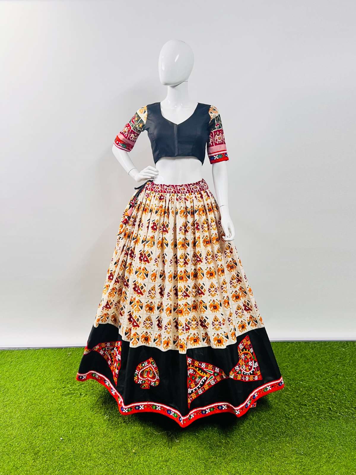 aawiya 7038 designer pure cotton silk lehenga