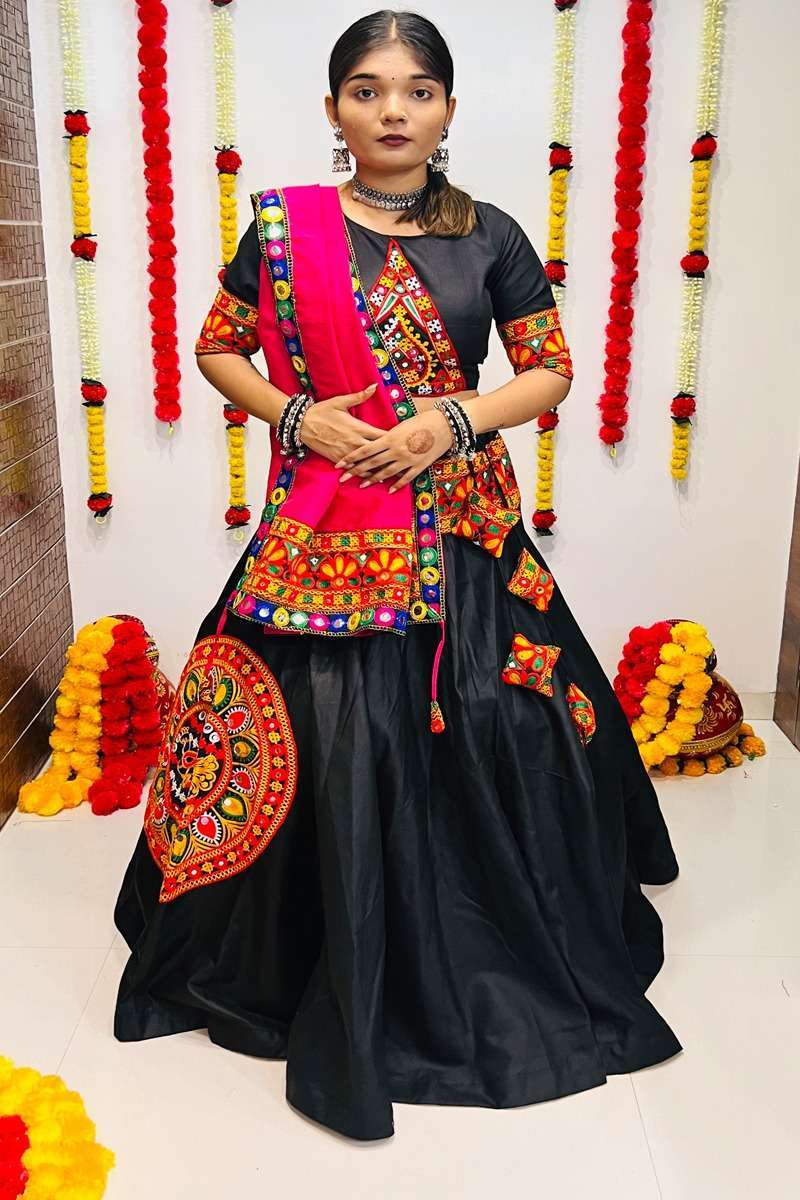 aawiya 7049 rajwadi vol 8 cotton silk lehenga