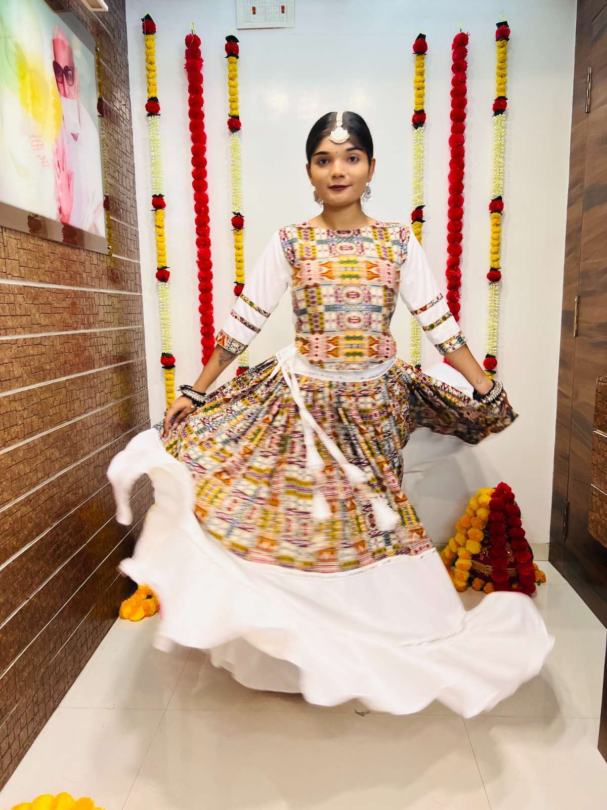 Aawiya 7057 pure silk rayon lehenga