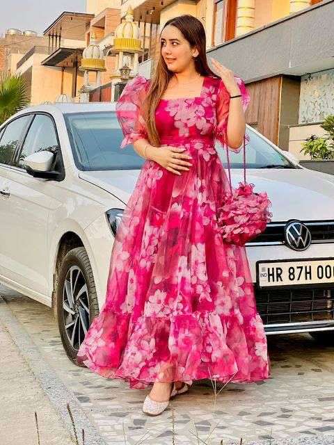 x-lady designer faux georgette maxy gown 