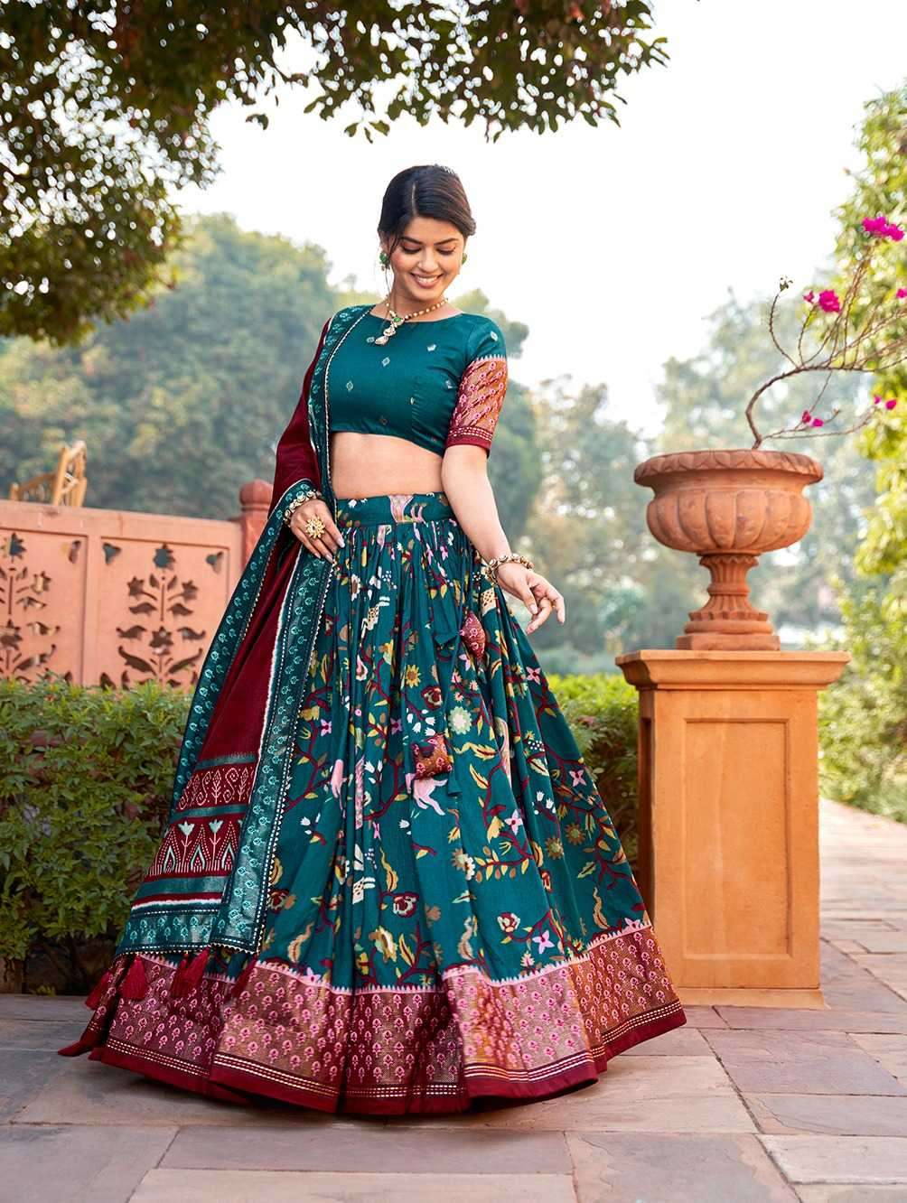 pr lnb1202 function wear stitch lehenga with unstich blouse dupatta 