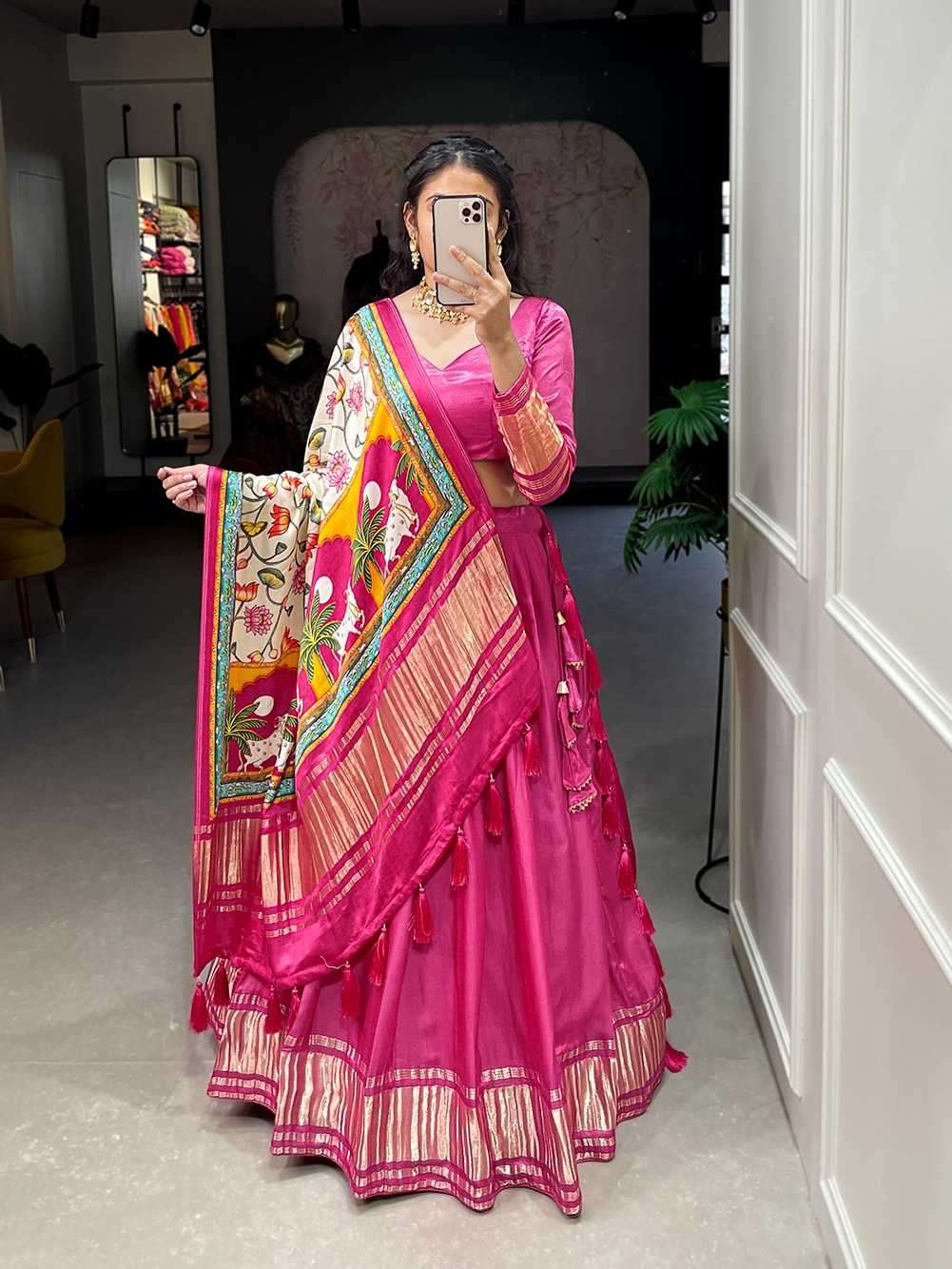 pr lnb1653 Gaji Silk lehenga