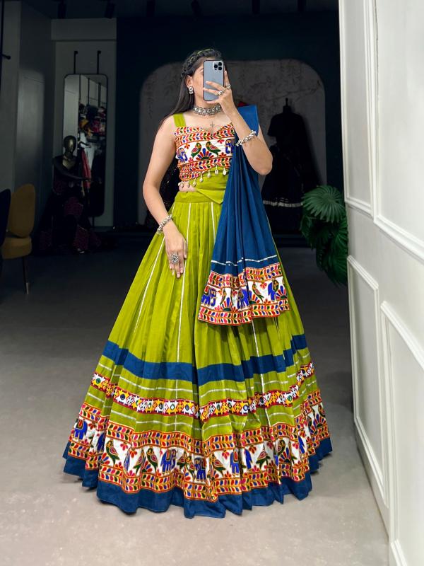 LNB1682PRT Pure Cotton Plain and Gamthi work lehenga