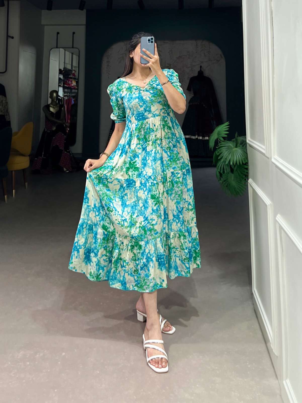 YNF4507PNK designer Rayon Printed With Foil Work kurti