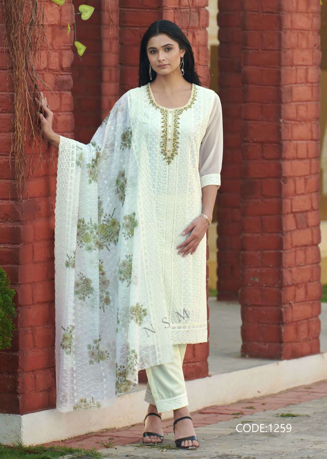 KUMB SOFTY HEAVY GEORGETTE SHIFFLI WORK wholesale kurti 