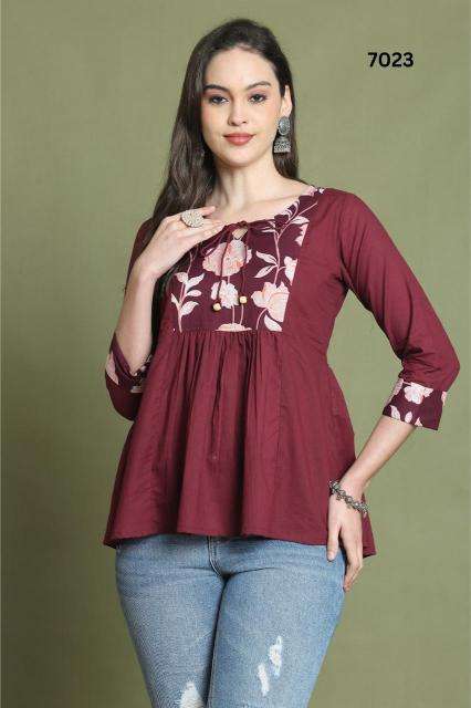 Rajnandini cotton printed wholesale tops