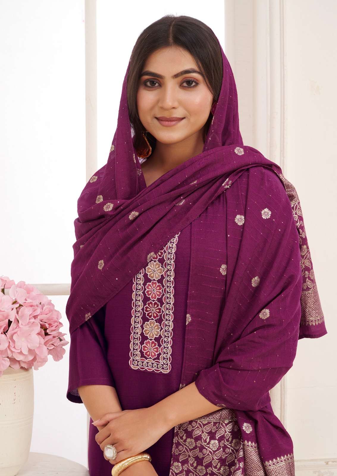 4500 series designer heavy viscose vetican silk wholesale suit