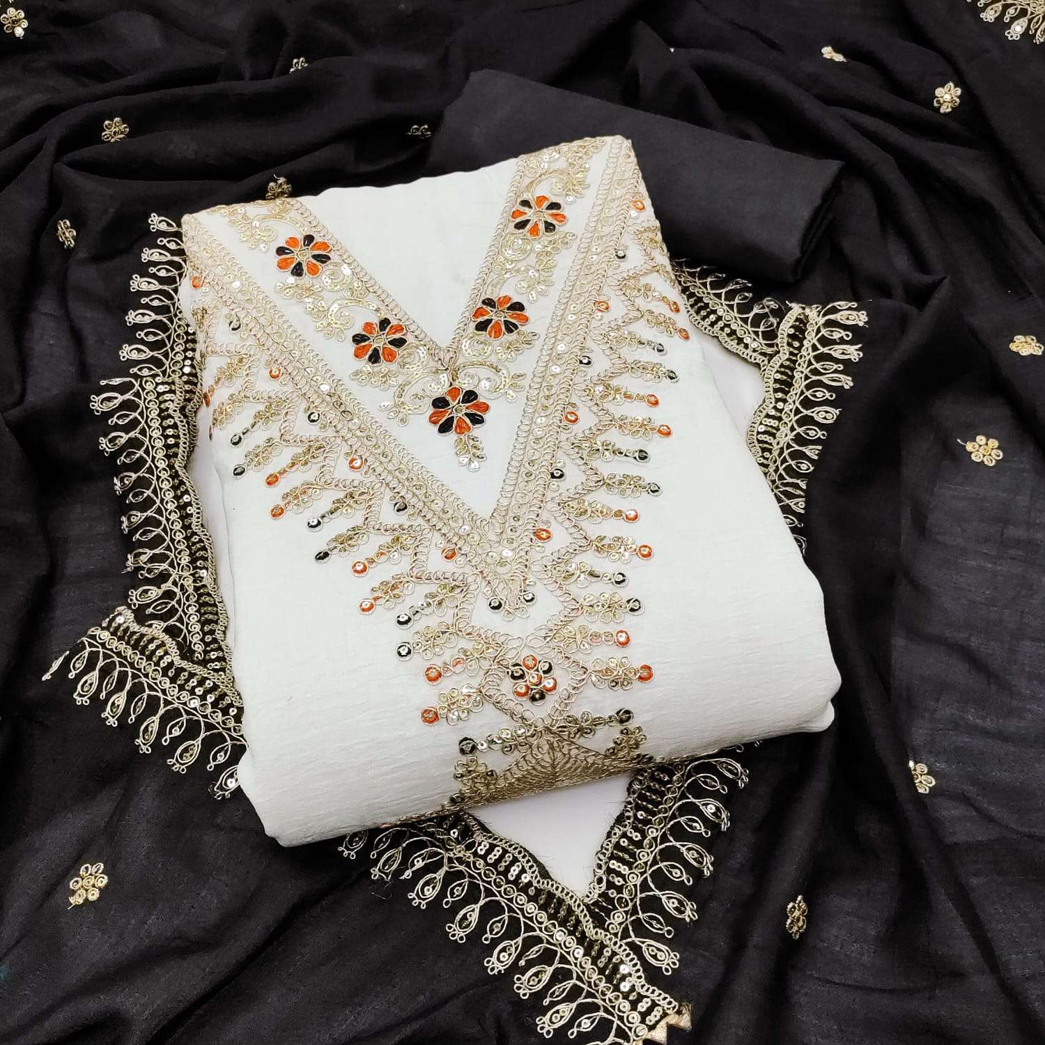 btm-2451 ??ℂℍ??ℝ? SILK WITH KODDING SQUANCE WORK wholesale suit