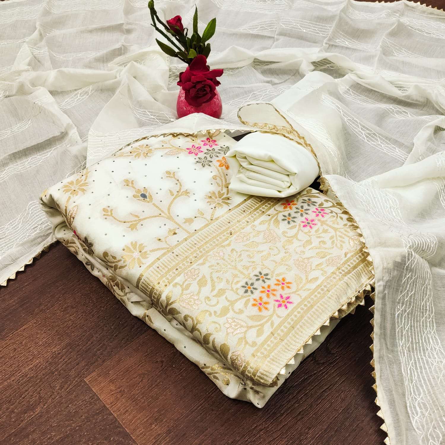 bt-652 CHANDERI MEENAKARI ZAKARD wholesale suit 