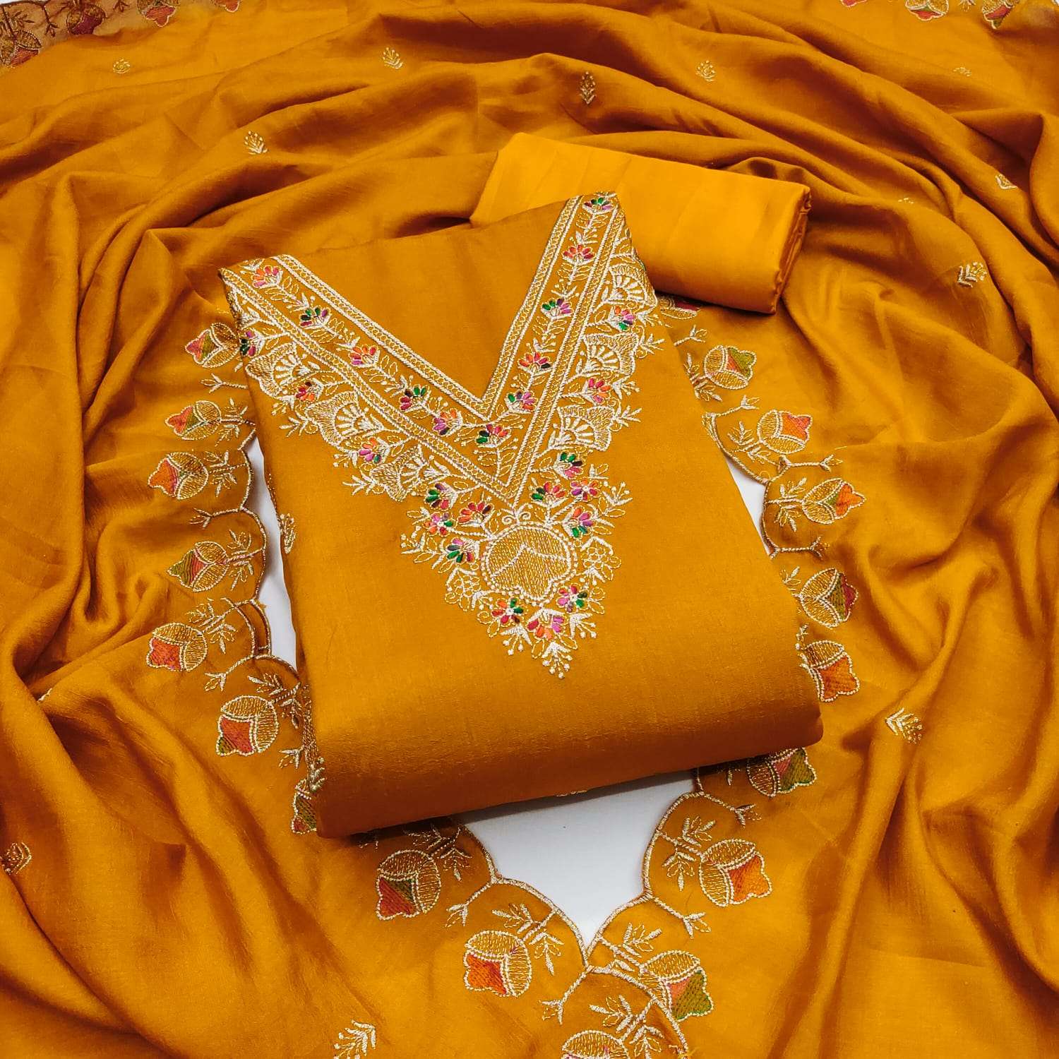 bt 256 vichitra SILK WITH HEAVY WORK wholesale suit 