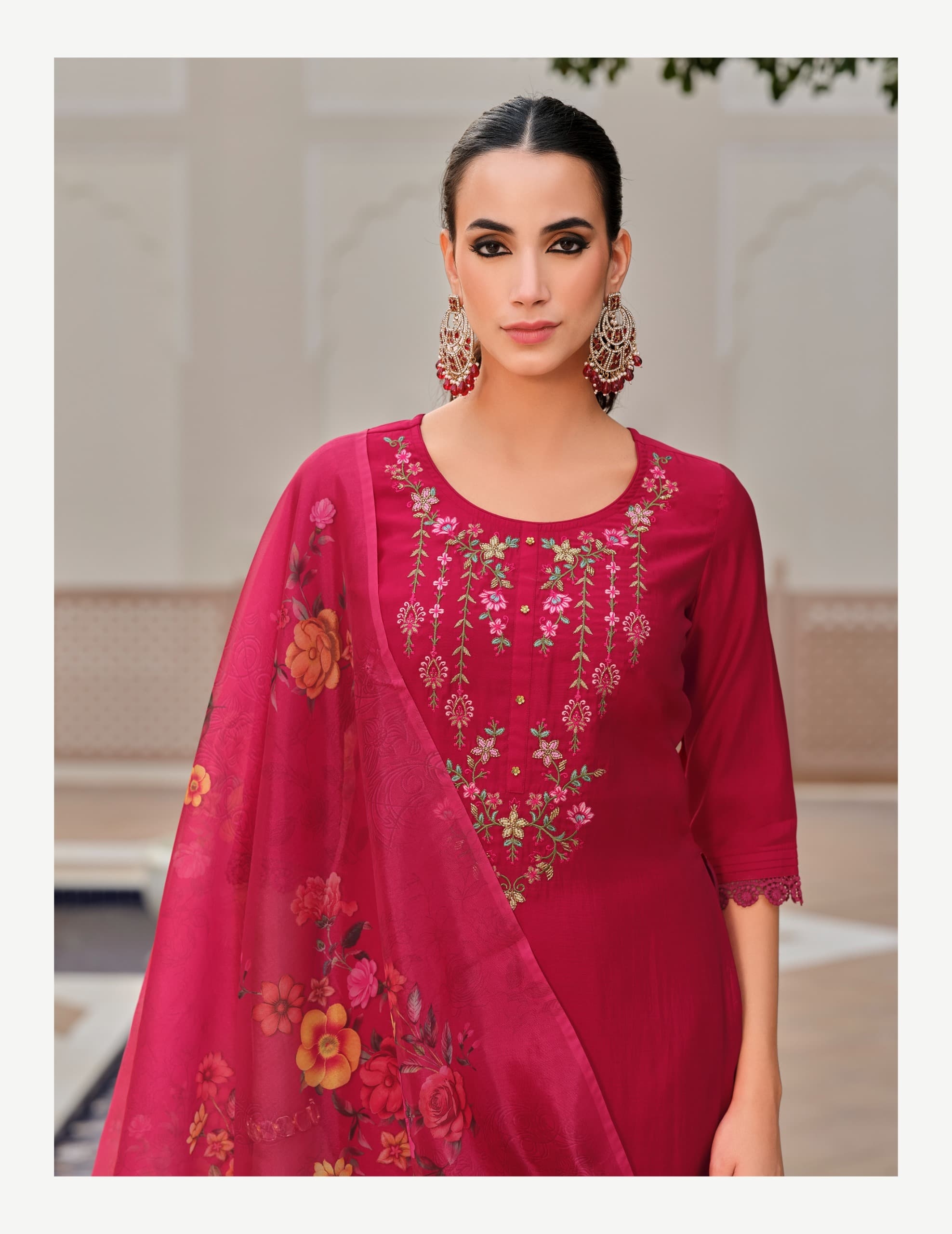 HANDWORK AND EMBROIDERY ON MILAN SILK WITH COTTON INNER wholesale suit 