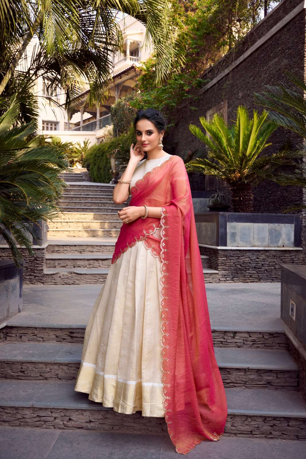 SHREEVANI LNB2011OWT Jacquard Chex Zari Weaving Work wholesale lehenga