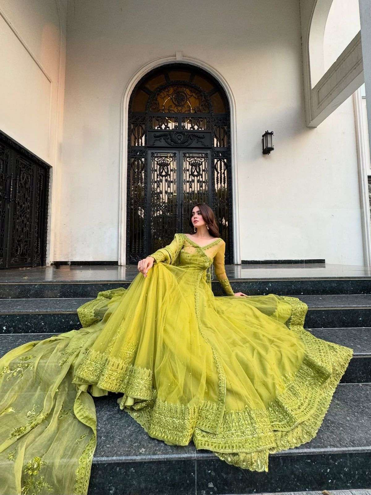 5895 Butterfly net wholesale thread with Sequnce suit
