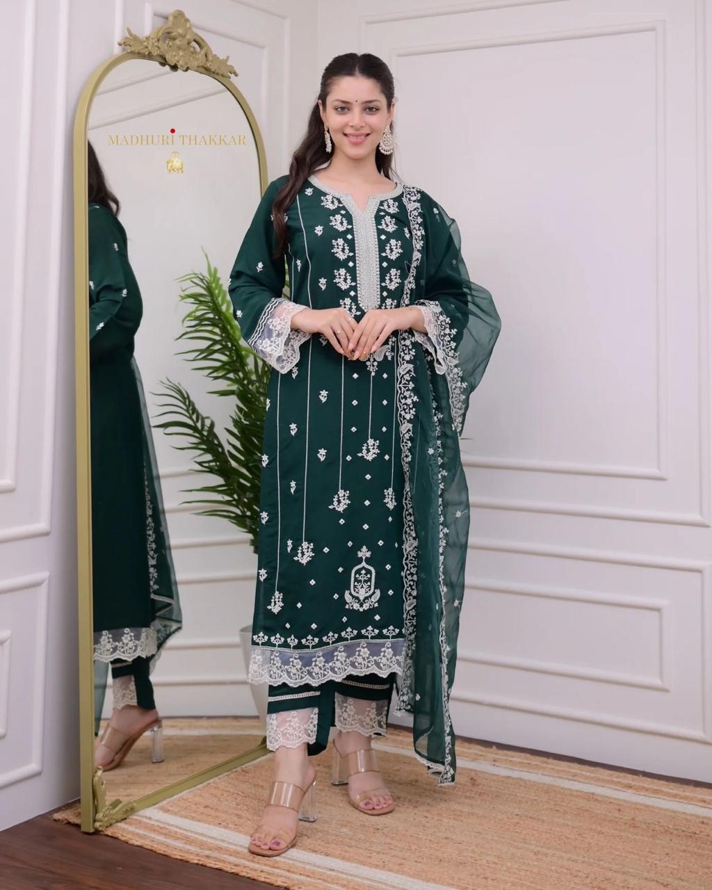 intricate cotton floral and traditional patterns wholesale suit 