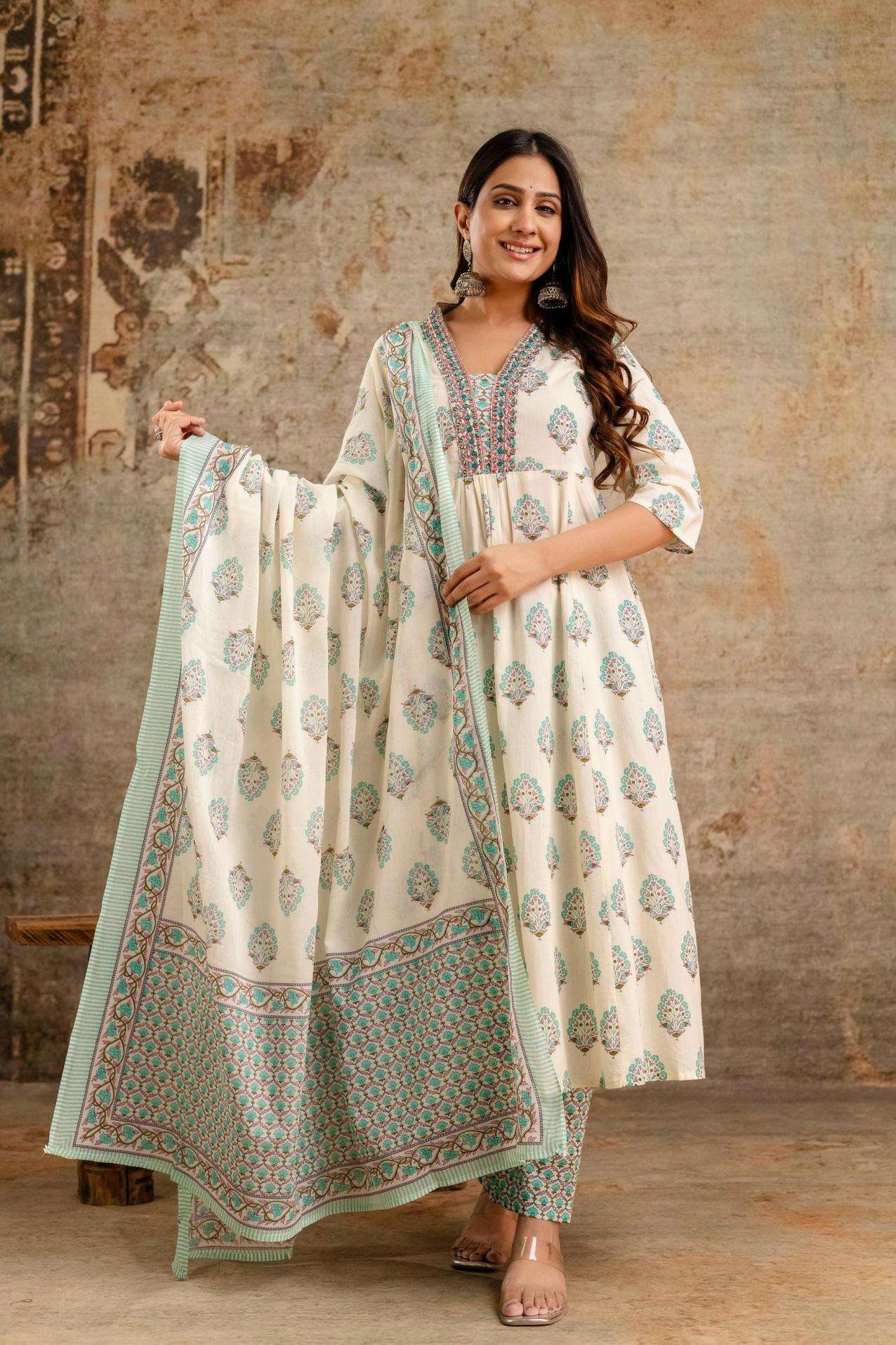 p r clothing pattern dupatta set readymade unique and classy combo suit in wholesale surat