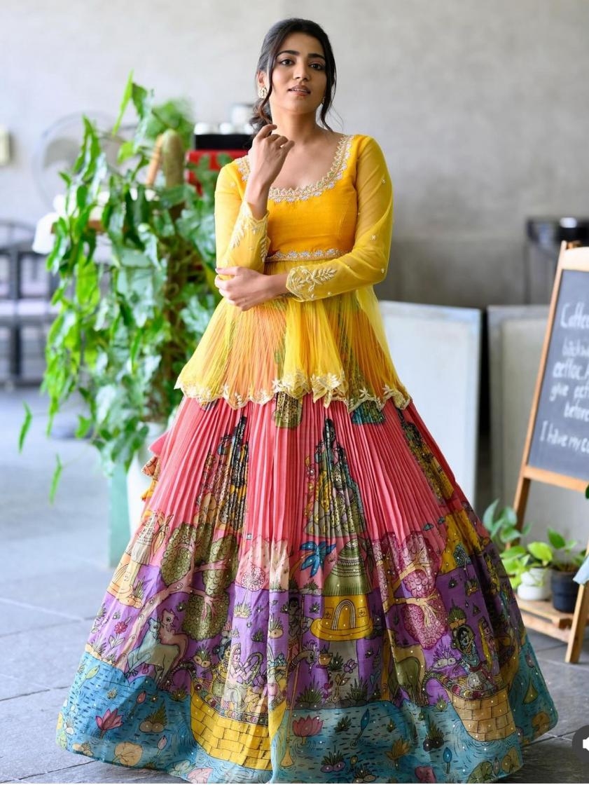 pr clothing dvd 5024 chinon silk readymade fashionable kurti with skirt in wholesale surat