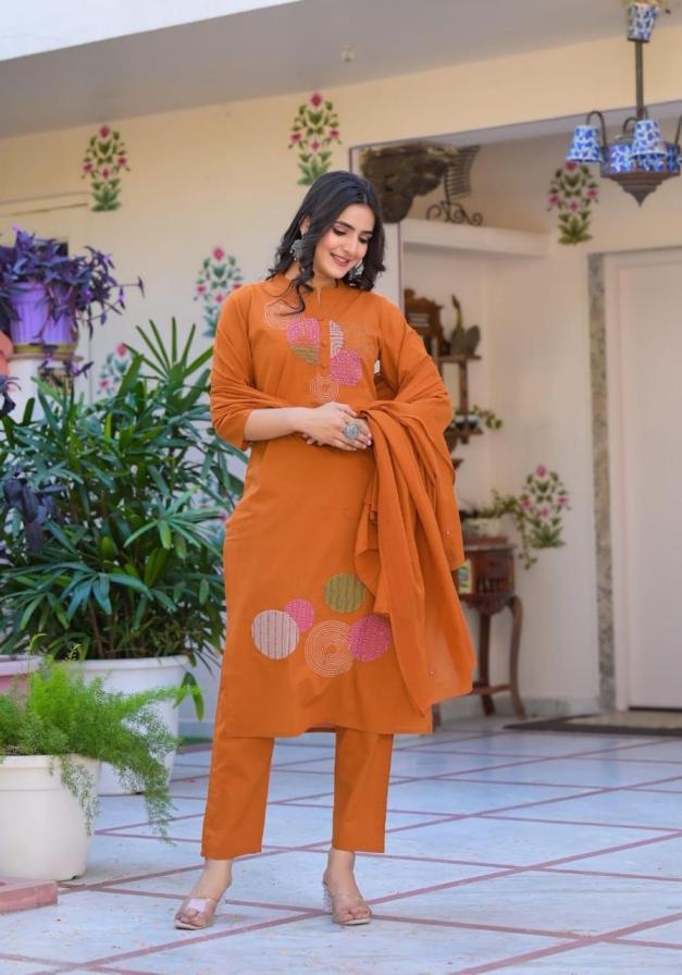 pr clothing modern pattern cotton elegance readymade combo kurti pant dupatta set in wholesale surat