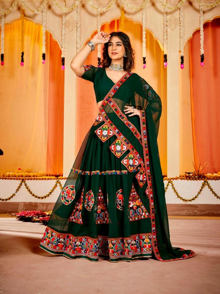 9STAR FASHION KALRATRI VOL-2 FANCY DESIGNER NAVRATRI SPECIAL LEHENGA CHOLI IN WHOLESALE SURAT
