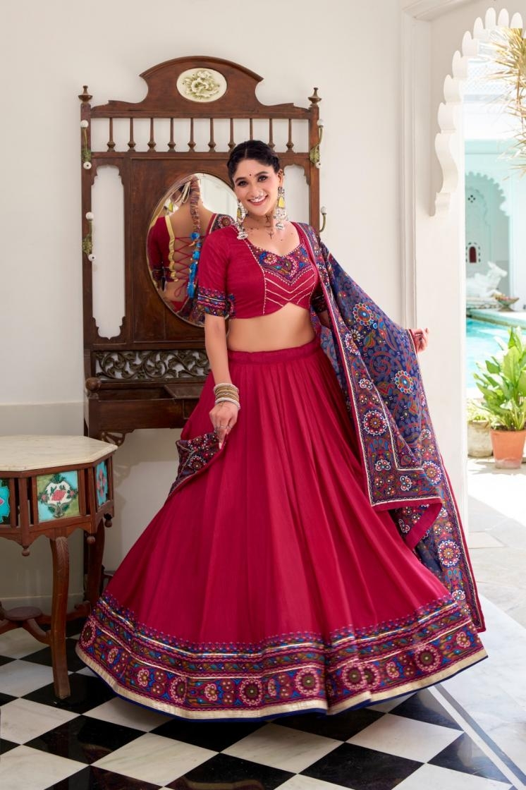 jobaniyu lnb1243 tassar silk gamthi navratri readymade chaniya choli in wholesale surat