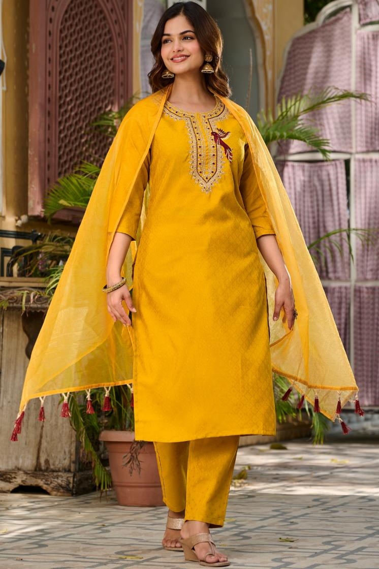 PR 9STAR FASHION SAPNA VISCOSE RAYON WITH EMBRODERY WORK FANCY DESIGNER SUITS IN WHOLESALE SURAT