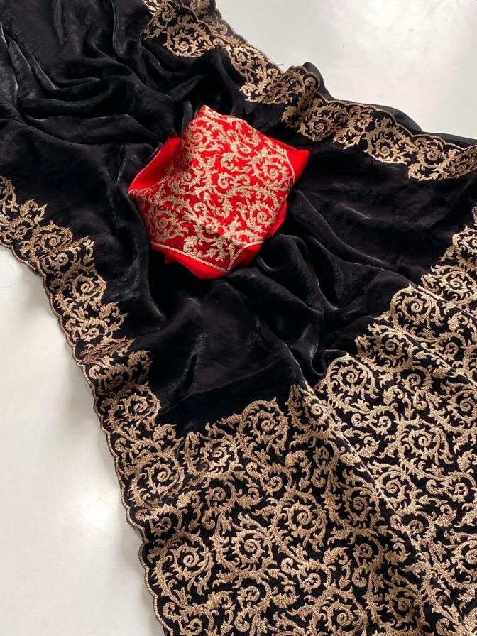 pr clothing komal fendy chiffon amazing saree in wholesale surat