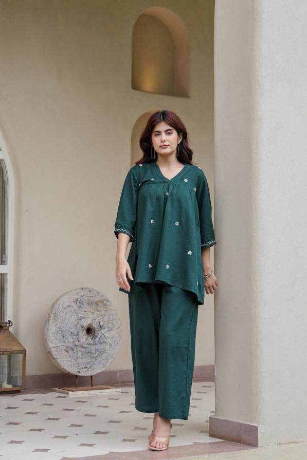 pr clothing modern pattern readymade stylish cotton combo co-ord set in wholesale surat
