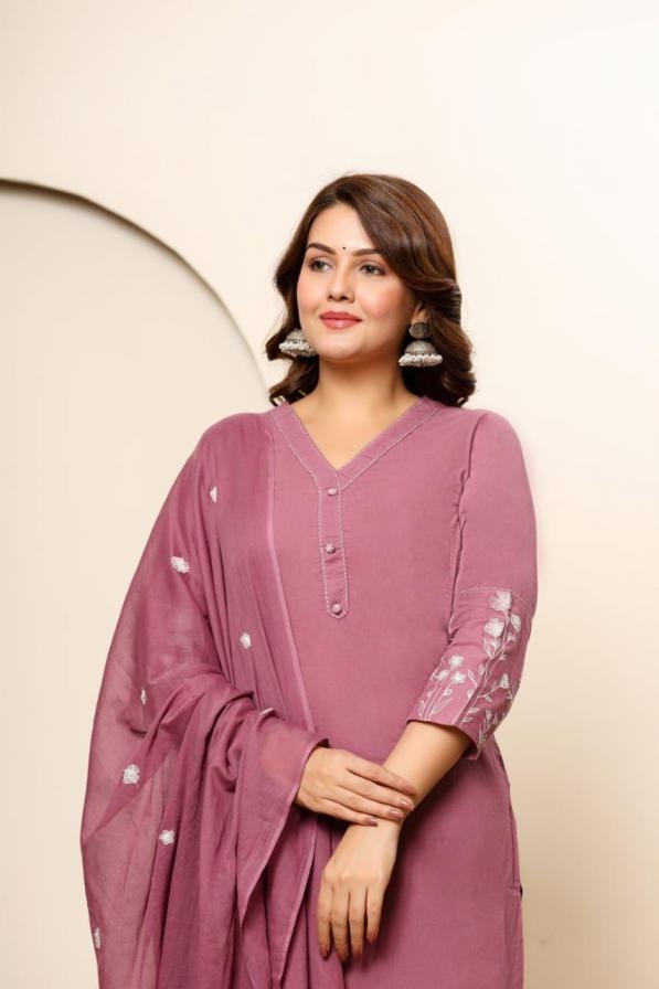 pr modern cotton attractive look full stitch combo suit in wholesale surat