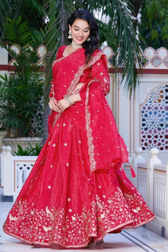 aawiya 1023 gold crush weaving zari work designer fully stitch chaniya choli in wholesale surat