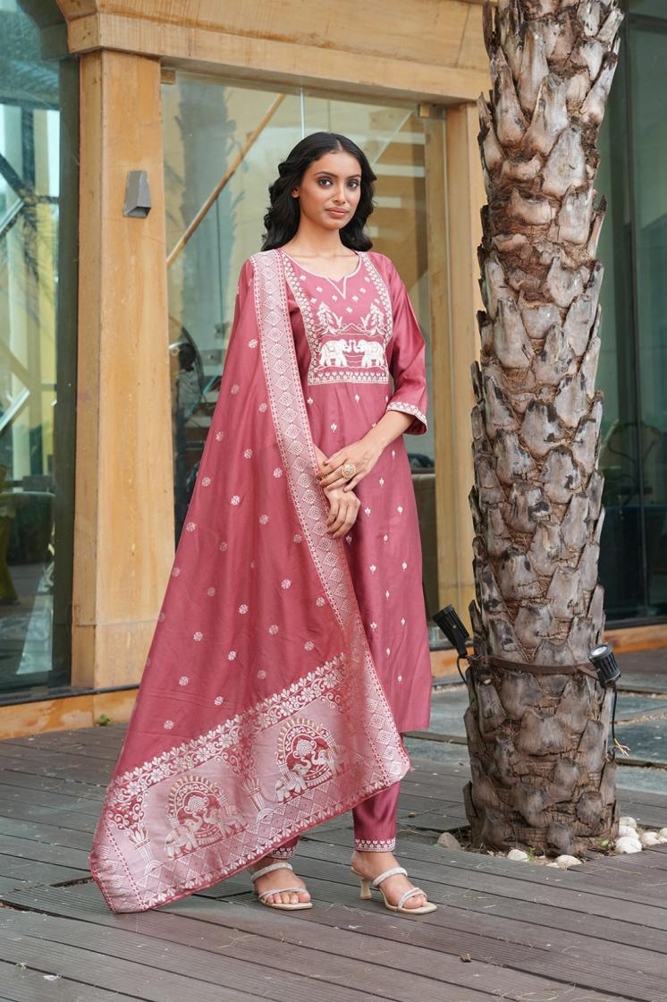 PR 9STAR FASHION FLORENT HIT VATICAN WITH EMBROIDERY WORK FANCY DESIGNER READYMADE SUIT IN WHOLESALE SURAT