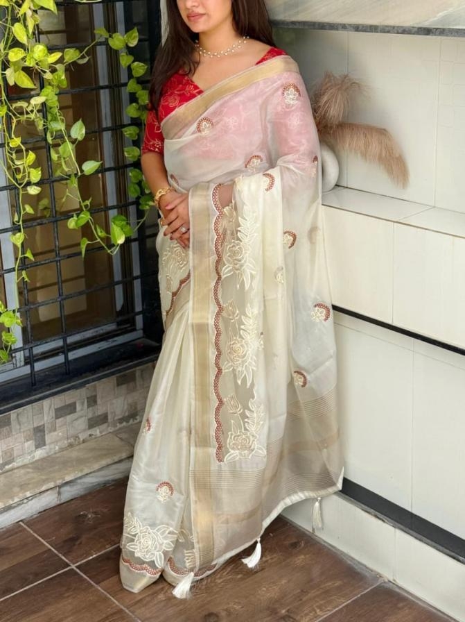 pr kasturi tissue silk thread work saree in wholesale surat