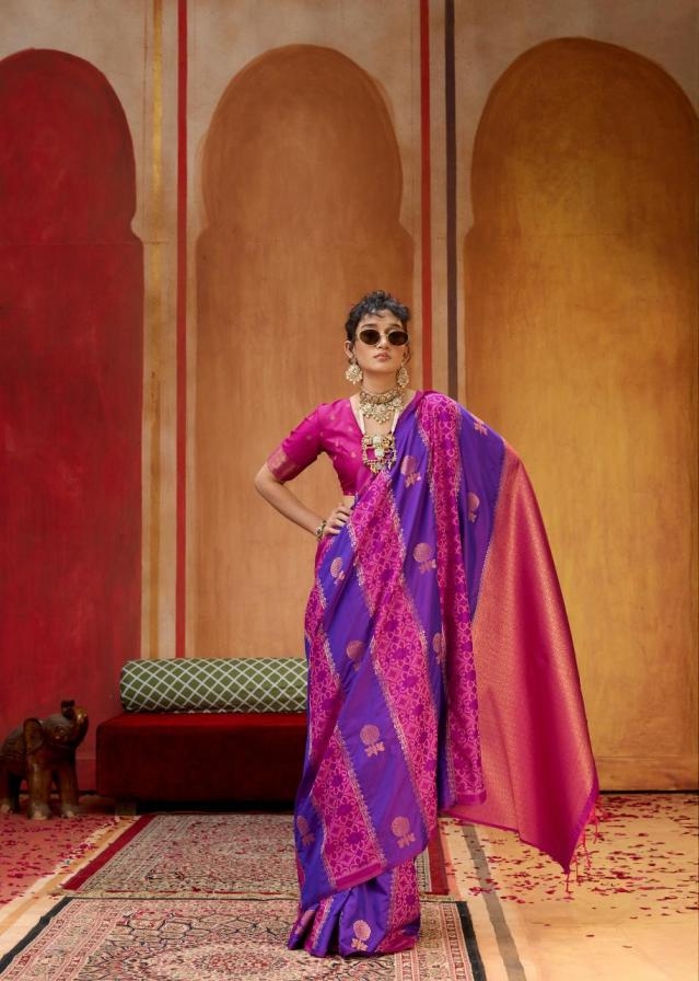 rajtex kirtan patola series 001 TO 006 silk handloom weaving hit design sarees in wholesale surat