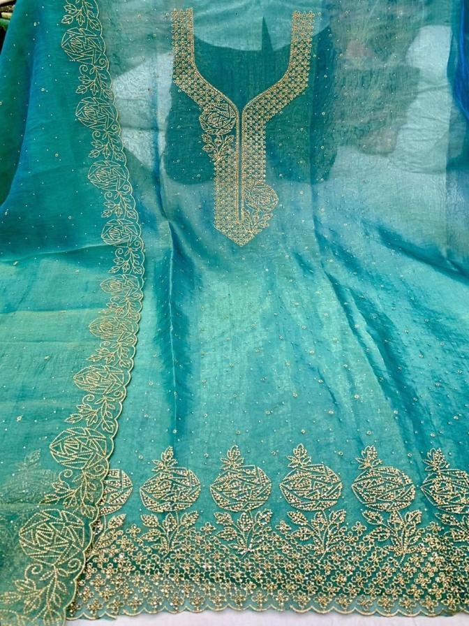 vinieeta hit design salsa silk suit in wholesale surat