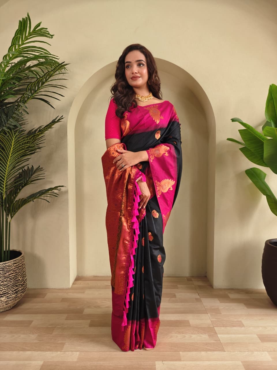 BT-53 Morpankh Dual tone silk sarees with all over zari weaves 