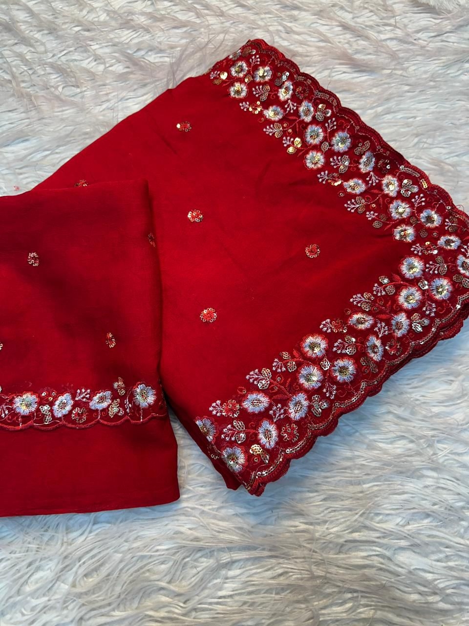 btm-015 Soft Crush Silk Fabric Saree With Fancy Sequince thread 