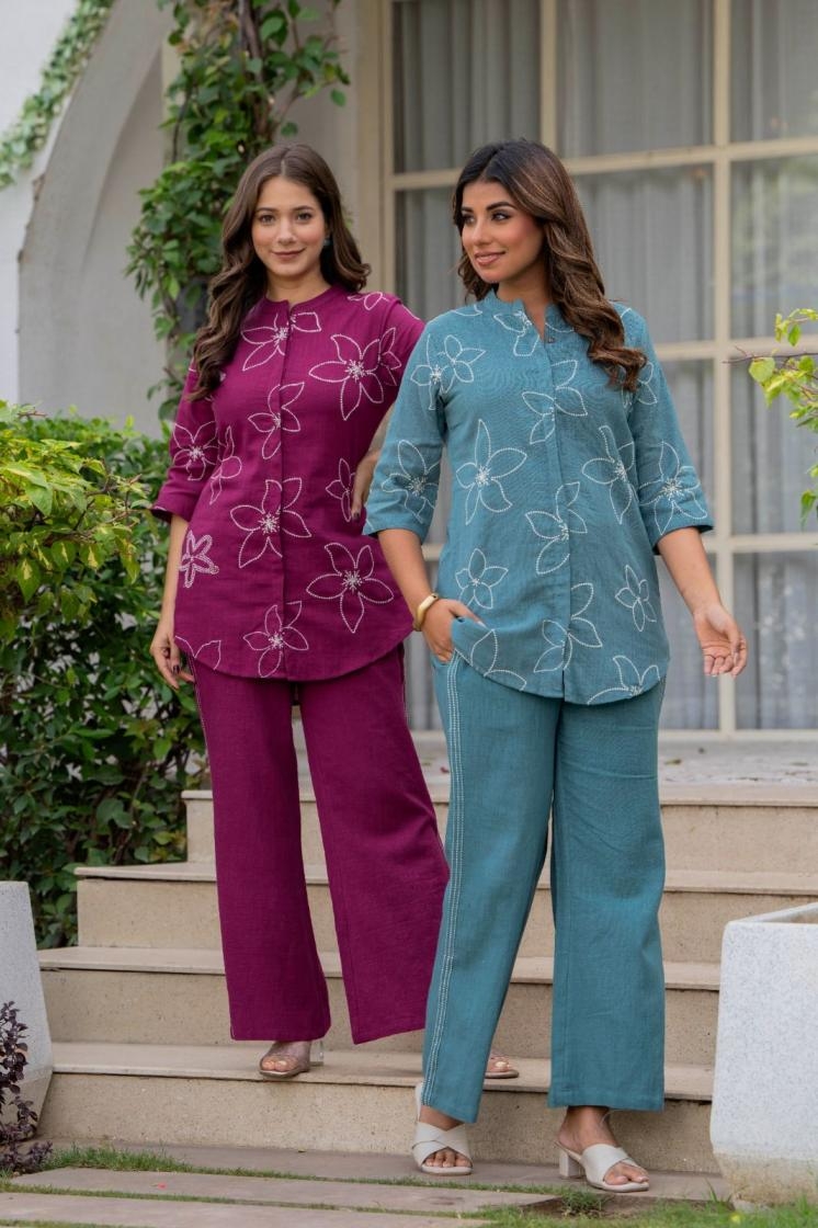 Modern amazing full stitch cotton flex kurti with bottom at wholesale in surat