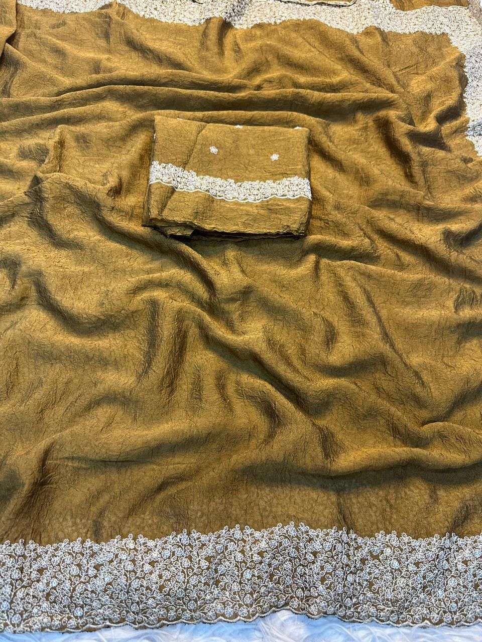 New Arrivals Soft Crush Silk Fabric Saree With Fancy Sequince & Thread Embroderiy Work