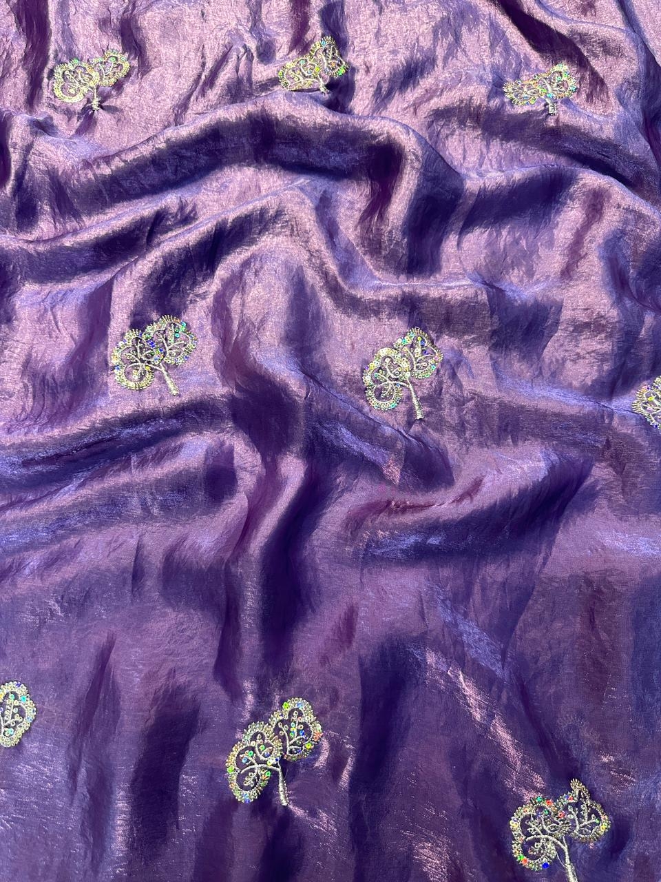 SHRINGAR ONAM Special Fendy Sattin Dual Shaded With Beautiful Zari With Sequence Work SAREE